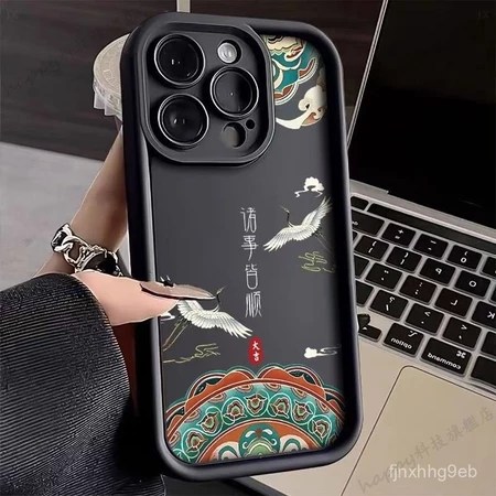 iPhone 15 手機殼推薦｜5 大選購重點：蘋果防摔殼、精孔階梯殼完整評比，iPhone 16 Pro Max/14/13 也適用