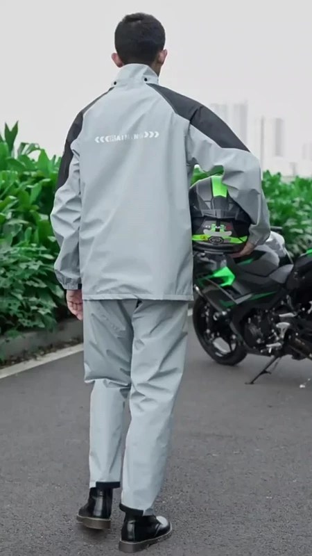 【反光雨衣推薦】機車通勤告別濕透！蝦皮5款熱銷推薦｜夜間騎乘安全選購深度評比