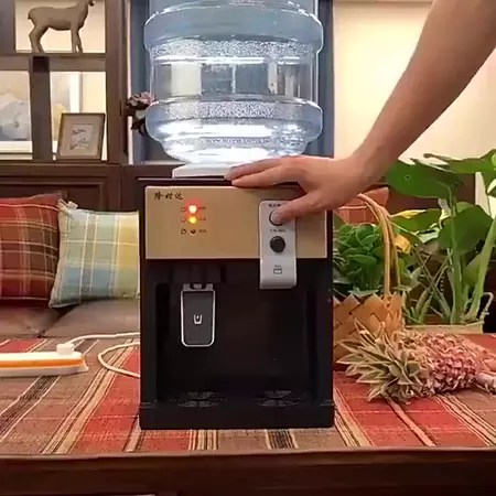 台式飲水機 冷熱兩用推杯取水 5大特色 適合居家辦公室 選購指南